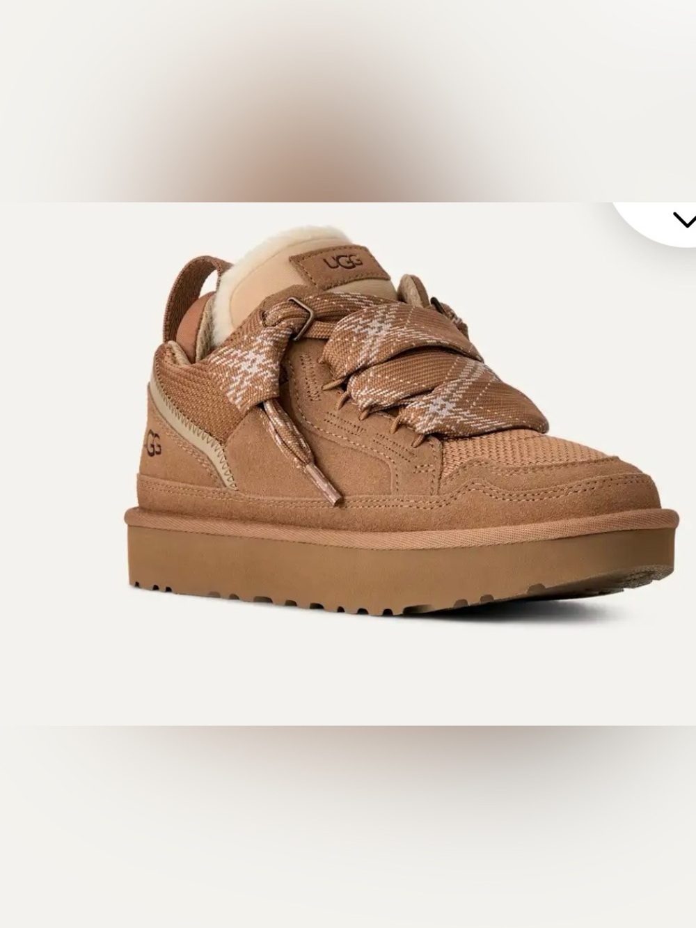 UGG Lowmel Color: Chestnut
$150 kids size 5 gently used
Bestseller